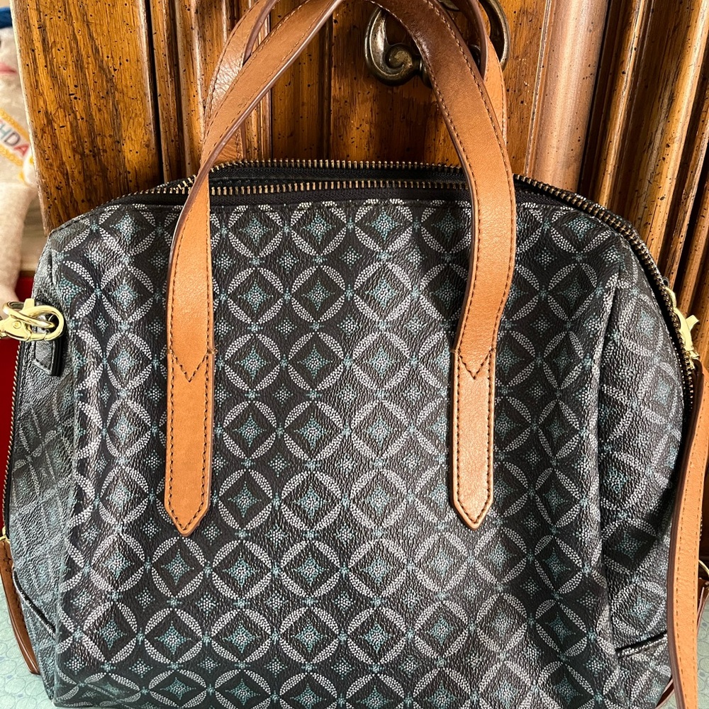 Fossil Sydney Satchel